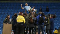 Zabaleta didatangkan dari Espanyol pada musim 2008. Selama sembilan musim, bek asal Argentina sudah menyumbang dua trofi Liga Inggris, dua trofi Piala Liga, dan sekali Piala FA dan Community Shield dari 333 pertandingannya. Reuters/Andrew Yates.
