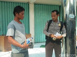 Hendak ke Pasar, Sundari Tewas Ditimpuk Orang Gila