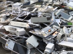 Begini Proses Pemusnahan Ponsel