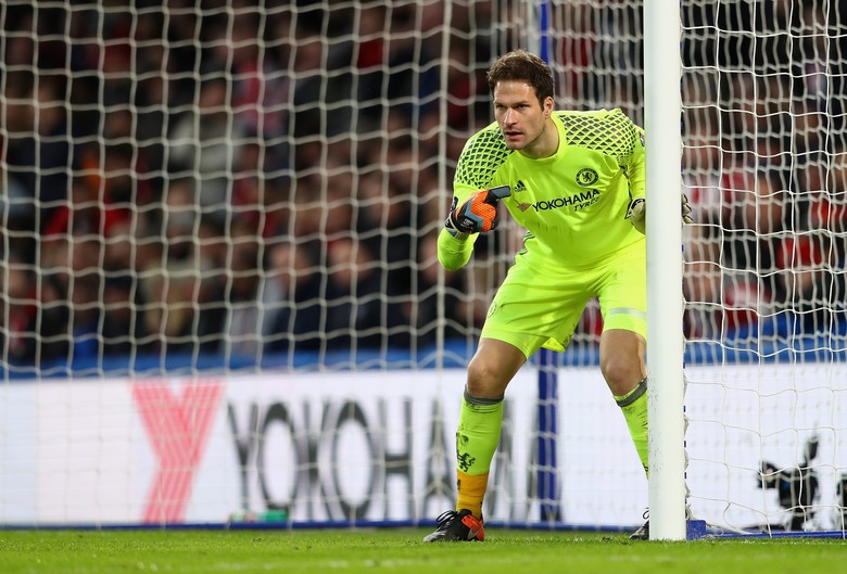 Begovic Akui Tak Pantas Terima Medali Juara Premier League Begovic Akui Tak Pantas Terima Medali Juara Premier League