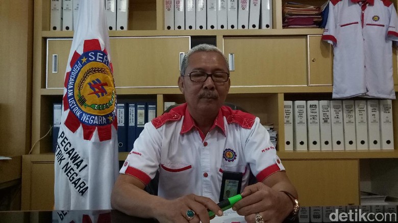 Penggugat akan Sosialisasikan Putusan Boleh Menikahi Teman Sekantor Penggugat akan Sosialisasikan Putusan Boleh Menikahi Teman Sekantor