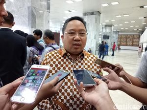 PPP Sebut Prajurit Penyuka Sesama Jenis Bisa Rusak Martabat Instansi TNI PPP Sebut Prajurit Penyuka Sesama Jenis Bisa Rusak Martabat Instansi TNI