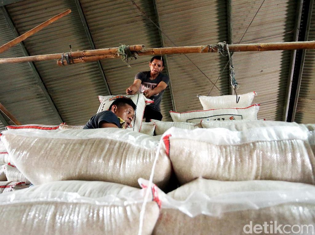 Mafia Beras Kuasai Penggilingan Padi Hingga Pasar Mafia Beras Kuasai Penggilingan Padi Hingga Pasar