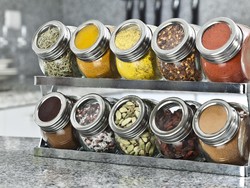 Simpan Stok Lada hingga Cabai Kering dengan Cara Ini Agar Awet Aromanya