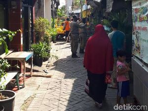Kisah Berdirinya Lokalisasi Dolly di Atas Makam Cina Kisah Berdirinya Lokalisasi Dolly di Atas Makam Cina
