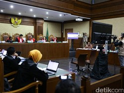 Saksi Jelaskan soal Rp 1,5 Miliar yang Dipinjam Gamawan Fauzi