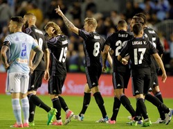 Kalahkan Celta, Madrid Geser Barca dan di Ambang Juara