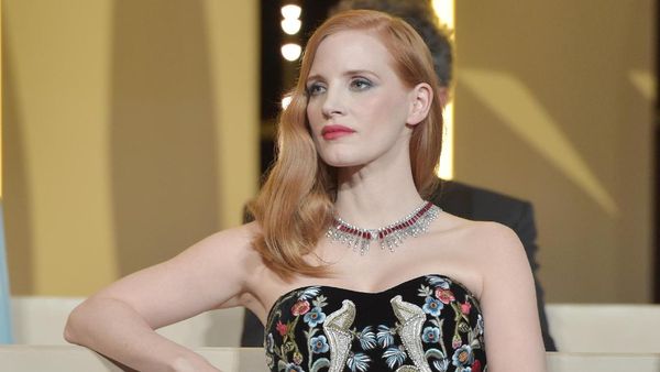 Pesona Jessica Chastain di Cannes