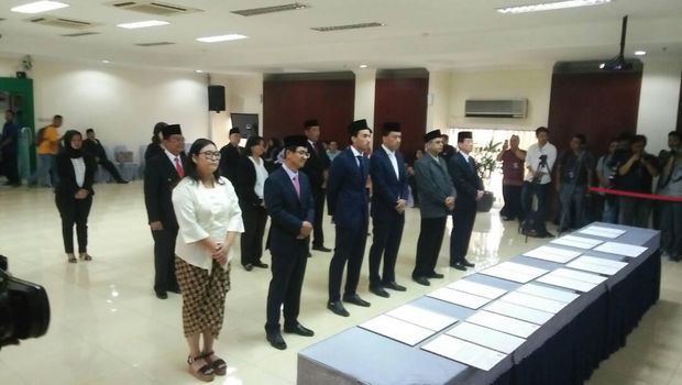 Sah! Ezra Walian Jadi WNI