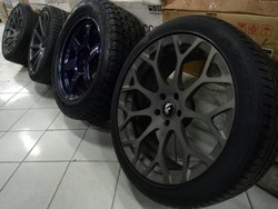 Duh, Pencuri Incar Ban dan Pelek Mobil