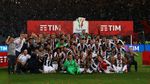 Juventus Berpesta Rayakan Titel Coppa Italia