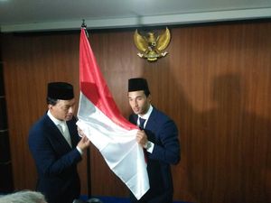 Menpora kepada Ezra Walian: Selamat Mengibarkan Merah Putih