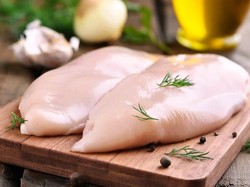 Apakah Sehat Makan Daging Ayam Setiap Hari? Ini Kata Ahli