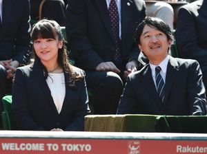 Putri Kerajaan Jepang Akan Lepas Gelar Bangsawan Demi Pria Ini Putri Kerajaan Jepang Akan Lepas Gelar Bangsawan Demi Pria Ini