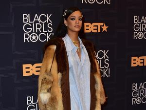 Jahatnya Manusia, Deretan Kekejaman yang Dialami Hewan Demi Fashion Jahatnya Manusia, Deretan Kekejaman yang Dialami Hewan Demi Fashion
