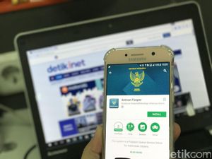 Pesan Antrean Pelayanan Paspor Kini Bisa via WhatsApp