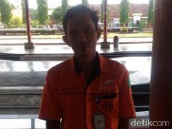 Porter Supri Bersyukur Tas Balik ke Pemilik, Ikhlas Tak Dapat Reward