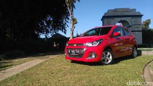 Menguji Mobil Mungil dari Amerika