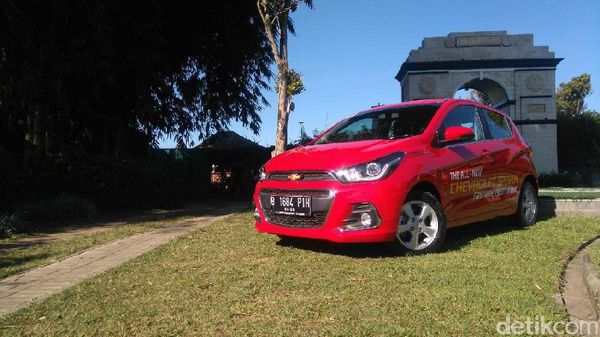 Menguji Mobil Mungil dari Amerika