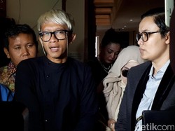 Keluhan Aming Pasca Cerai: Gue Puyeng Banget