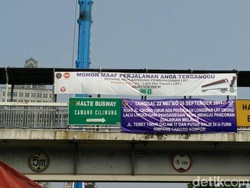 Ada Pembangunan LRT, Lalulintas Kendaraan di MT Haryono Dialihkan