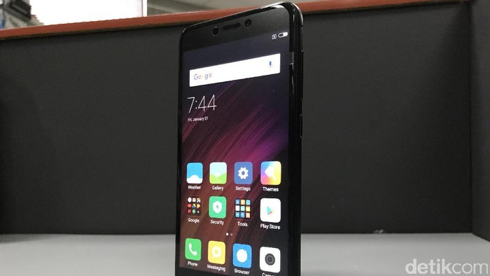 Ponsel Xiaomi. Foto: detikINET/Adi Fida Rahman Ponsel Xiaomi. Foto: detikINET/Adi Fida Rahman