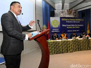 Michael Wattimena Raih Gelar Doktor Michael Wattimena Raih Gelar Doktor
