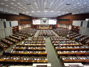 DPR Lantik Pengganti Tantowi Yahya dan Sohibul Iman Hari Ini DPR Lantik Pengganti Tantowi Yahya dan Sohibul Iman Hari Ini