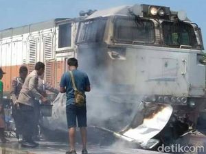 Evakuasi Mobil Rampung, KA Argo Bromo Lanjutkan Perjalanan
