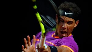 Nadal Dihempaskan Dominic Thiem
