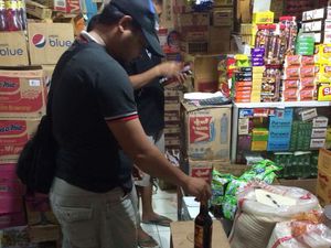 Polrestro Bekasi Amankan Miras dari Toko Kelontong dan Warung Jamu