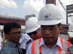 Kapal Mutiara Terbakar, Menhub akan Beri Sanksi Bawahan Lalai