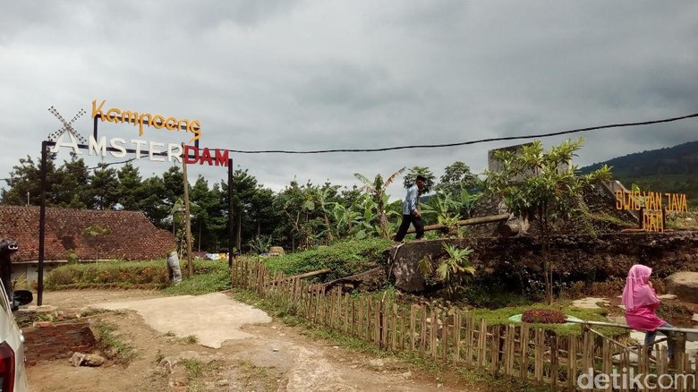 Suasana di Kampoeng Amsterdam, Garut (Hakim Ghani/detikTravel)