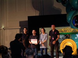 Syaiful Garibaldi dan Bagus Pandega Raih Penghargaan Seniman Muda Art Jog 10