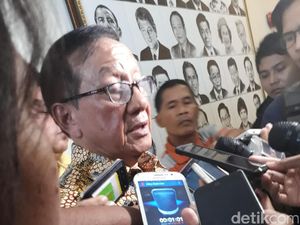 1 Tahun Novanto Pimpin Golkar, Akbar Tandjung: Elektabilitas Turun