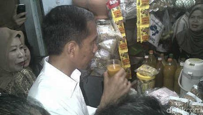 Pak Jokowi dan Jamu Tradisional Kesukaannya