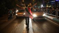 Pendukung Presiden Iran Terpilih Tumpah ke Jalan
