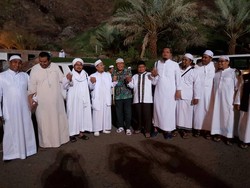 Habib Rizieq Sempatkan Ceramah di Depan WNI di Madinah