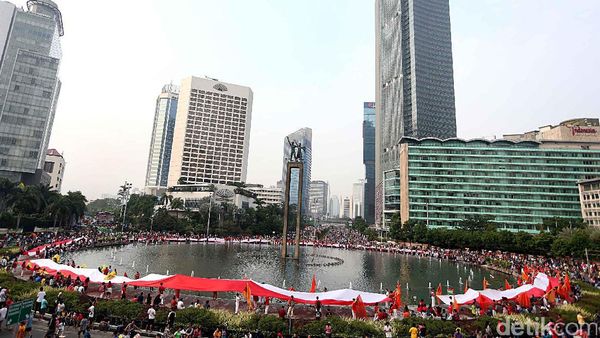 Promosi Festival Bunga Tomohon di Bundaran HI
