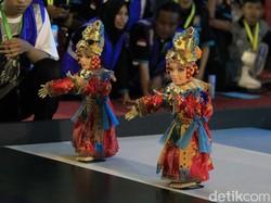 Robot Gending Sriwijaya Pukau Pengunjung KRI 2017