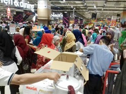 Promo Pembukaan Transmart Carrefour Pekanbaru dan Transmart Padang