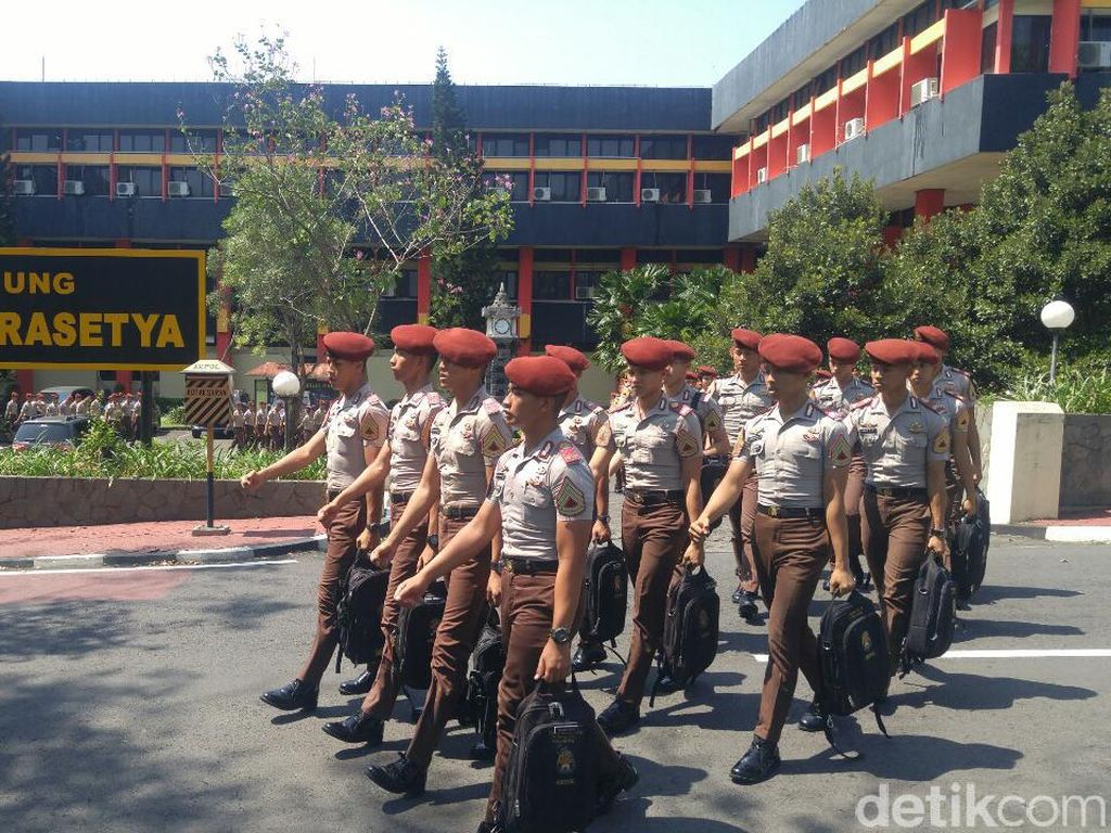 Duduk Perkara Geger Calon Taruni Akpol Digagalkan Tes Corona Duduk Perkara Geger Calon Taruni Akpol Digagalkan Tes Corona