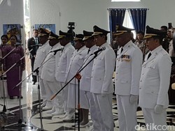 Lantik 5 Kepala Daerah, Gubernur Papua Minta Tetap Kompak