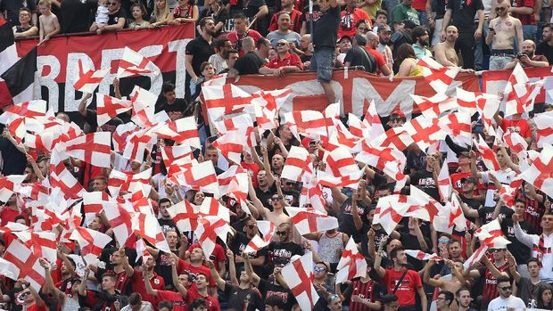 Lumayan, Milan