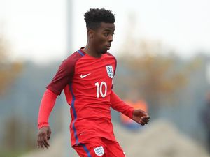 Angel Gomes, Bocah Milenium Pertama di Premier League