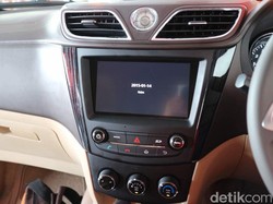 Melongok Fitur Keamanan di Mobil Wuling