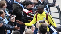 Yaya Toure sudah tak terlalu banyak mendapatkan kesempatan bermain di Manchester City, namun kekayaannya masih cukup menonjol. Nilai kekayaan bersihnya mencapai 43 juta pound sterling atau Rp 780 miliar. (Foto: Action Images via Reuters / Jason Cairnduff)