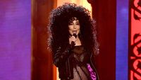 Usia 71 Tahun, Cher Tetap Prima di Atas Panggung Billboard Awards