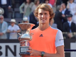 Taklukkan Djokovic, Zverev Sabet Gelar Juara