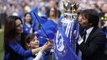 Chelsea Rayakan Gelar Juara Premier League